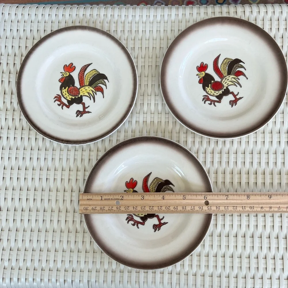 Poppytrail Metlox California Red Rooster Ivory Bread & Butter Plates set of 3